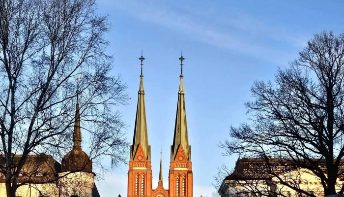 Skien Kirke -  Nær Meg - Skien
