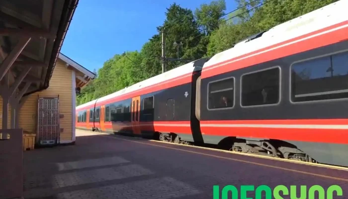 Skoppum Stasjon -  Jernbanetog - Skoppum