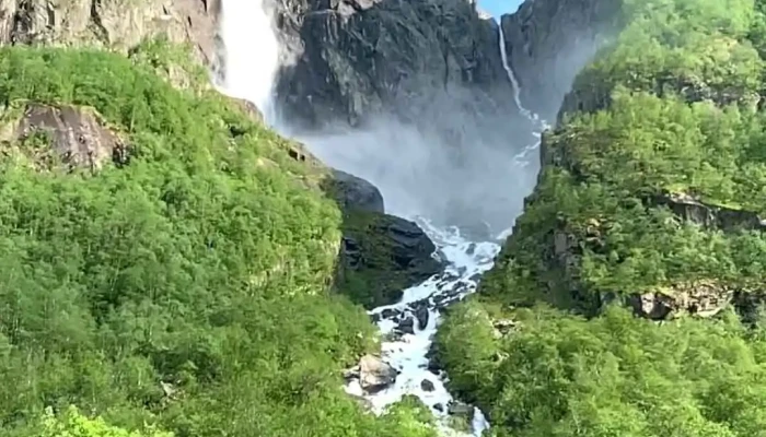 Skytjefossen -  Videoer - Eidfjord