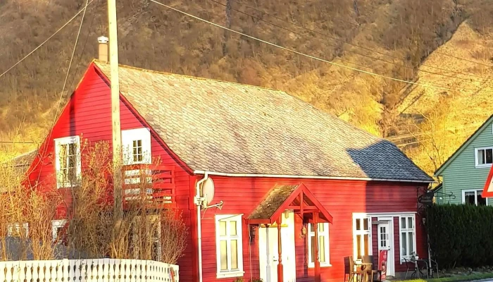 Snikkeriet I Rosendal -  Katalog - Rosendal