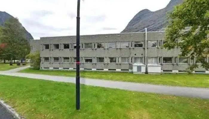 Statens Vegvesen Sunndalsora Trafikkstasjon Alle - Sunndalsøra