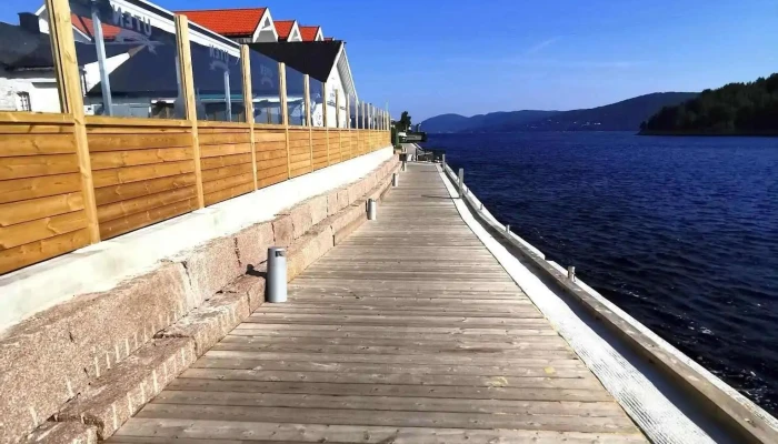 Svelvik Gjestebrygge - Norge