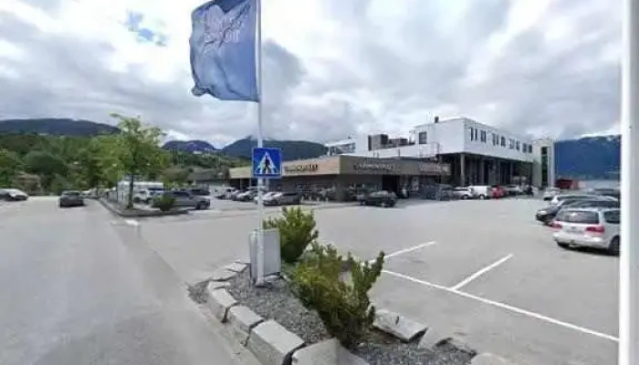 Ups Access Point -  Street View 360deg - Sandane