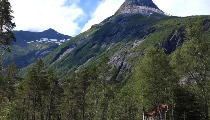 Utsikten Gaularfjellet -  Turistattraksjon - Balestrand