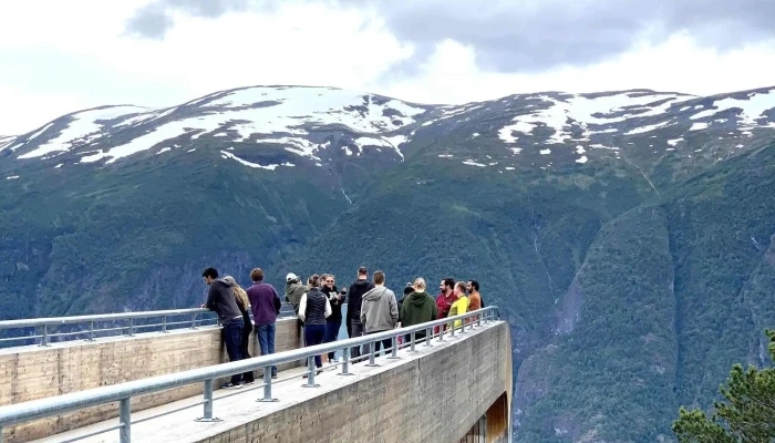 Utsiktspunkt -    Stegastein Telefon - Aurland