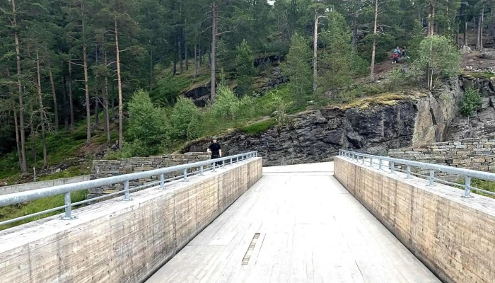 Utsiktspunkt -    Stegastein Videoer - Aurland