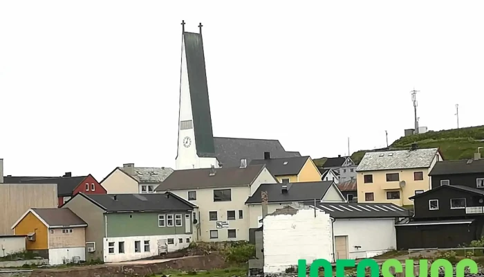 Vardo E75 Nesseby Kirke - Vardø