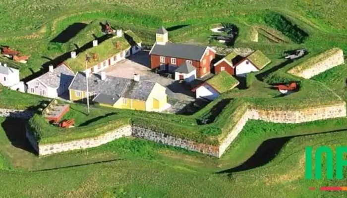 Vardohus Festning Fra Eieren - Vardø