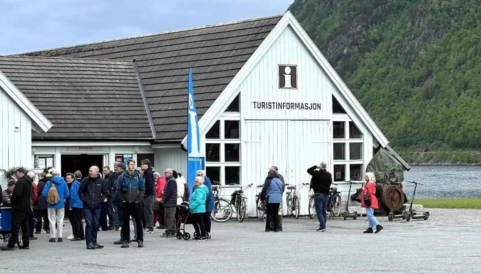 Vik Turistinformasjon -  Sist Opplastet - Vik I Sogn