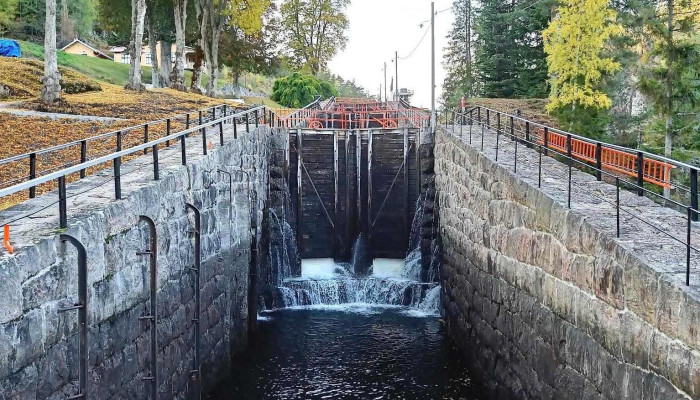 Vrangfoss sluser (Telemarkskanalen) - Lunde