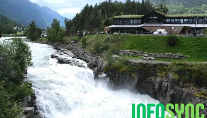 Waterfall Lookout -  Fjell - Lom