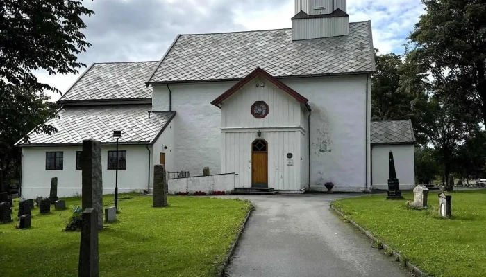 Ørland Kirke - Brekstad